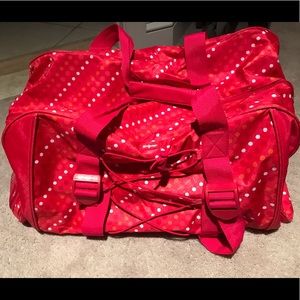 NEW Thirtyone (31) travel / gym bag